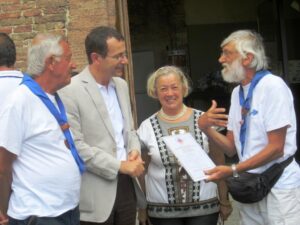 Donatella e l'Assessore Mugnaioli accolgono gli Scout Donatella e l'Assessore Mugnaioli accolgono gli Scout