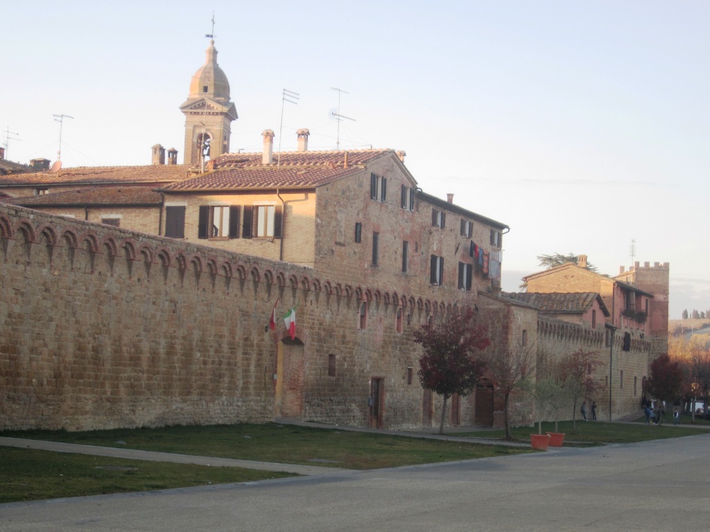 Buonconvento, the old walls