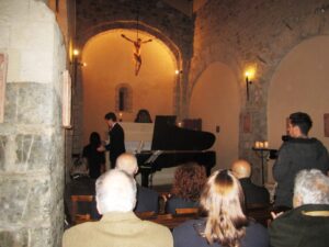 Pieve di San Sigismondo, pausa durante il concerto Pieve di San Sigismondo, pausa durante il concerto
