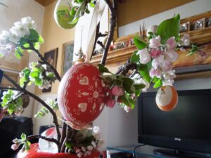 Fattoria del Colle - l'albero delle uova di Pasqua
