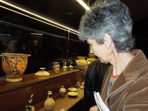 Trequanda-Pallavicini Collection -Marilena Caielli looking at the Pugliese vases