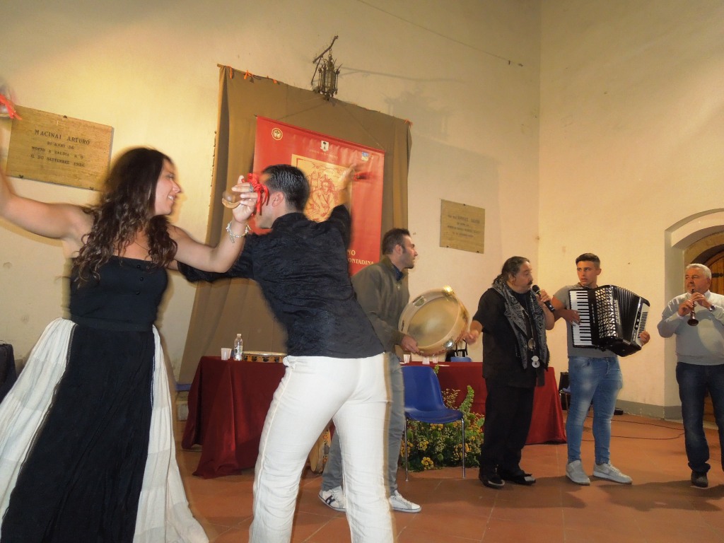 Montalcino_canti_e_balli_con_le_tammorre