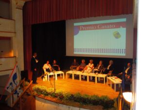 PremioCasatoPrimeDonne-premiazione-a-Dell'Orefice