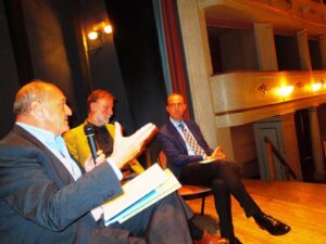 Salvatore-Lauro-spiega-il-progetto-Sistema-filiera-a-Ischia