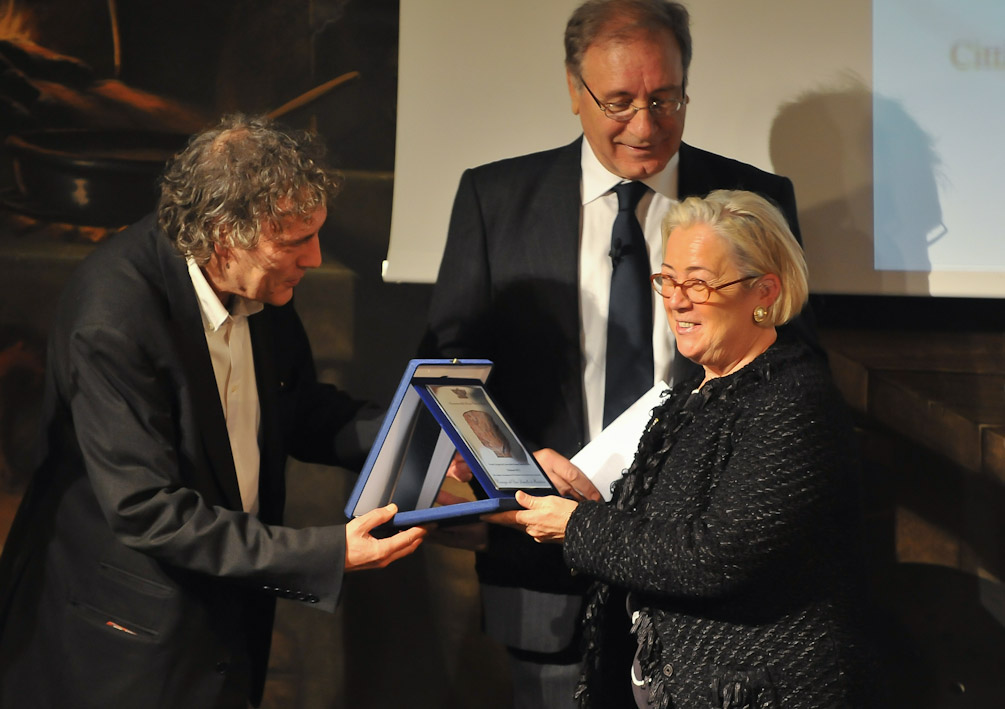 DonatellaCinelliColombini riceve il premio al Brunello