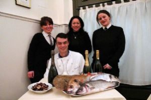 AROMA-STAFF-2012-webH201