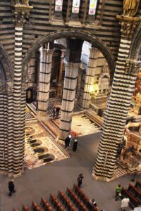 Duomo Siena il centro della Chiesa disto dall'alto