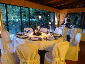Fattoria del Colle ristorante sala veranda Fattoria del Colle ristorante sala veranda