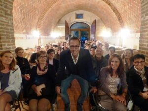 Luca Bianchini  nella cantina della Fattoria del Colle