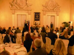 Lions Club Fireze Brunelleschi conviviale con Luca Bianchini P1040294 Lions Club Fireze Brunelleschi conviviale con Luca Bianchini P1040294
