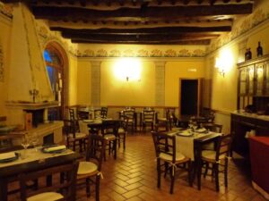 salaLiberty_Osteria_di_Donatella_FattoriaDelColle