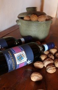 Rosso-Montalcino-2011-bottle with walnuts