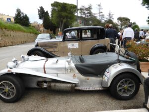 Auto d'epoca sulle strade delle Mille Miglia Auto d'epoca sulle strade delle Mille Miglia