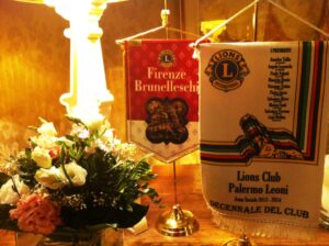Lions Clubs Palermo Leoni – Firenze Brunelleschi guidoncini Lions Clubs Palermo Leoni – Firenze Brunelleschi guidoncini