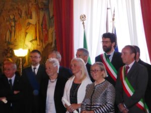Donatella Cinelli Colombini insignita dell'Onorificenza di Cavaliere della Repubblica
