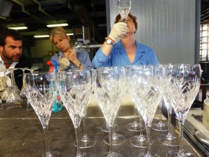 RCR-crystal glasses control RCR-crystal glasses control