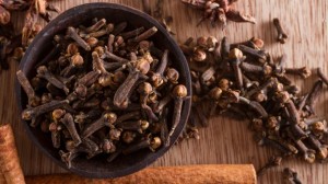Cloves Cloves