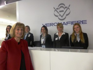Vinitaly 2015 ufficio stampa Daniela e le hostess