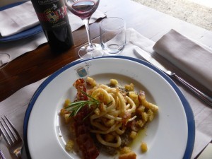 Pinci con le briciole gotino di cinta senese and lentils - Brunello Prime Donne