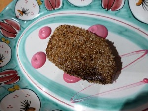 Pappacarbone tonno al sesamo con maionese di rape