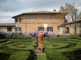 Fattoria del Colle giardino all'italiana