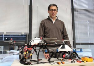 Agricoltura: drone con fotocamera per controllare dall'alto vigneti e meleti del Trentino