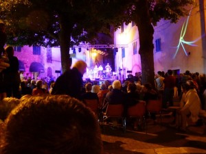 Leggera Electric Flok Band Calici di stelle 2015 