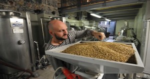 FABBRICA DELLA BIRRA APERTA IN DARSENA