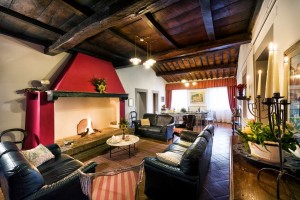 Villa Archi Toscana sala del camino