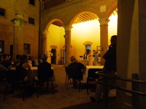 San-Giovanni-D'Asso-Castello cortile