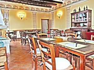 FattoriaDelColle_agriturismo_sala_liberty