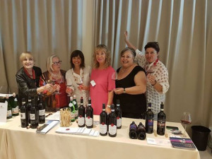 Donne del vino toscane con Debora Serracchiani Governatrice del Friuli Venezia Giulia