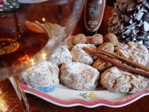 dolci-e-vini-dolci-Cavallucci_VinSanto_Fattoria_delColle