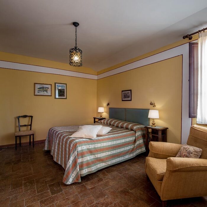 Appartamenti Fattoria del Colle - Agriturismo in Toscana - camera matrimoniale