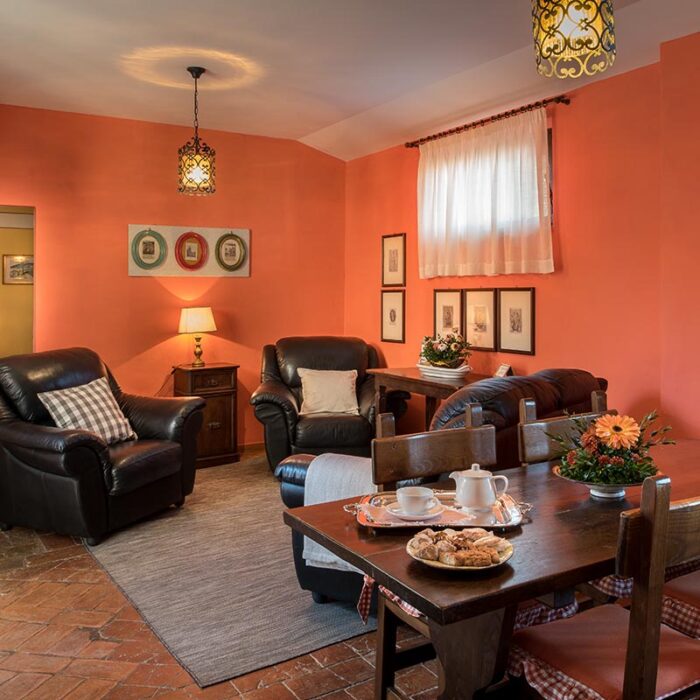 Apartments - Fattoria del Colle - Farmhouse in Tuscany Fattoria del Colle - Farmhouse in Tuscany - Apartment Imbottigliamento