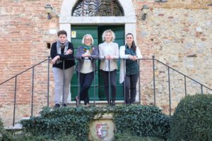 Barbara Giada e Sabrina enologhe di Donatella Cinelli Colombini 