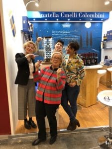 Vinitaly -Donatella Cinelli Colombini con Sabrina Debora e Violante