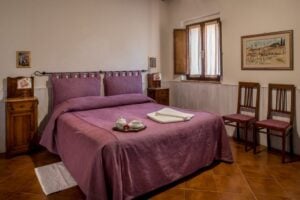 Country-Inn-Fattoria-del-Colle-Forno-room