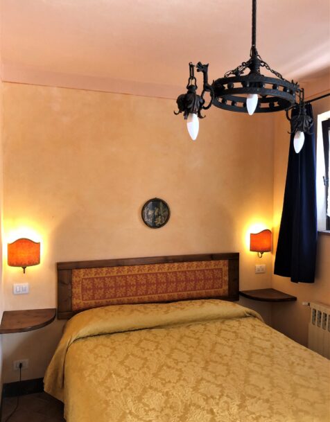 Fattoria del Colle - Farmhouse in Tuscany - Muratori Room