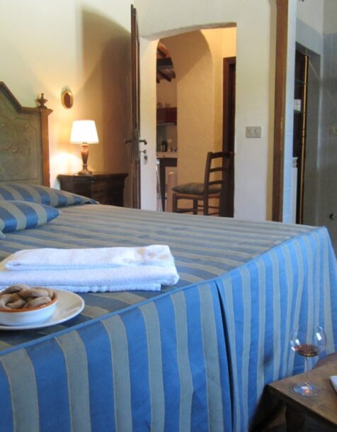 Fattoria del Colle - Farmhouse in Tuscany - Ginestreto Room