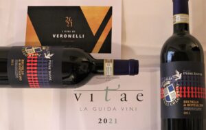 I-vini-di-Veronelli-2021-Vitae-Guida-AIS-2021-Brunello-Prime-Donne-2015