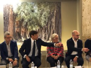 Gallipoli, Dario Stefàno e Donatella Cinelli Colombini al convegno sul turismo del vino