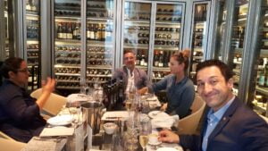 Consumatori-di-vino-USA-ricchi-e-non-giovani