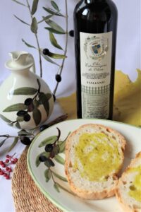 Toscana-olio-nuovo-2021-Fattoria-del-Colle