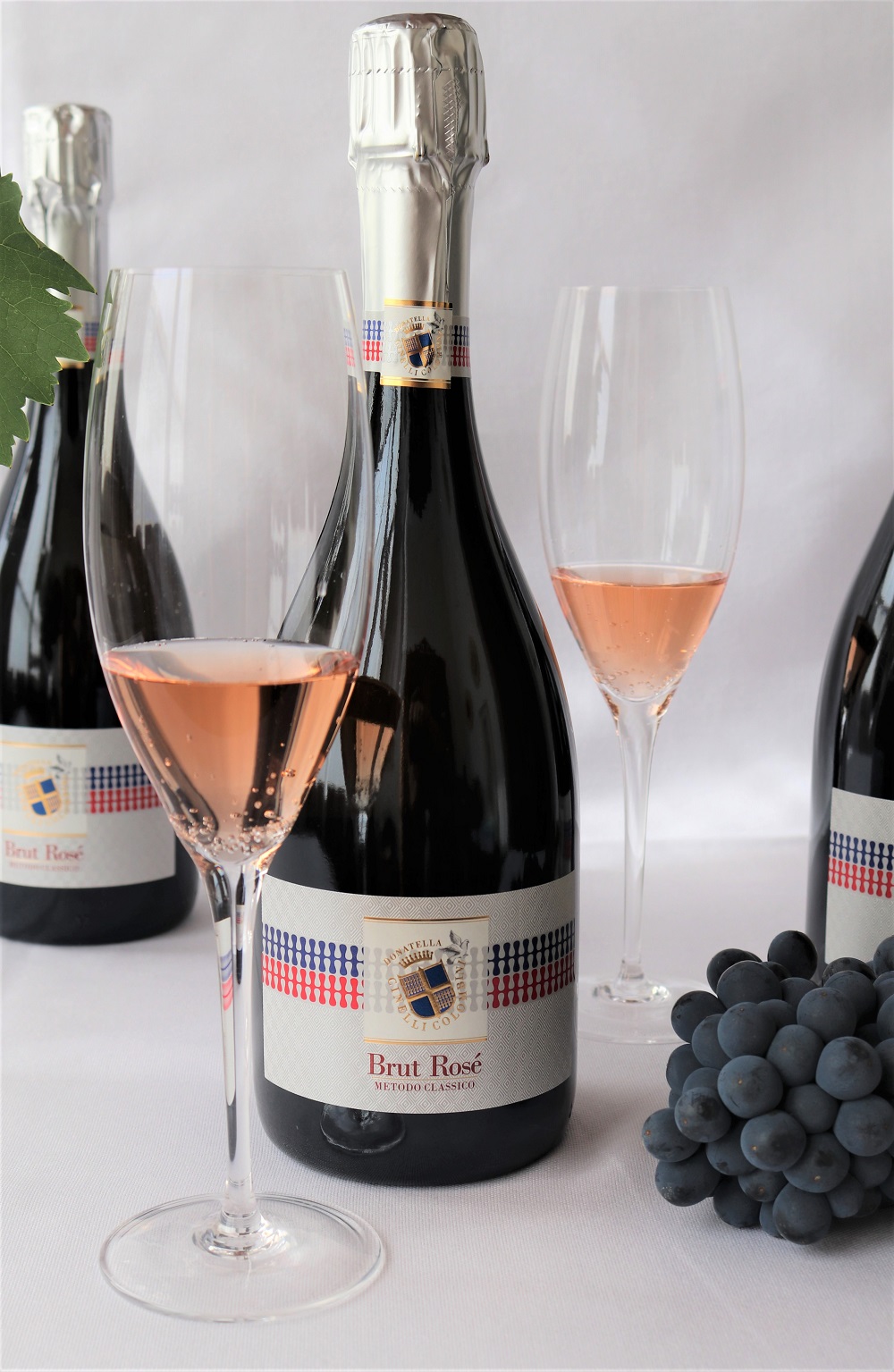Spumante-Brut-rosè-metodo-classico-Donatella-Cinelli-Colombini