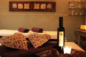 Fattoria del Colle massagges for couples and vinotherapy