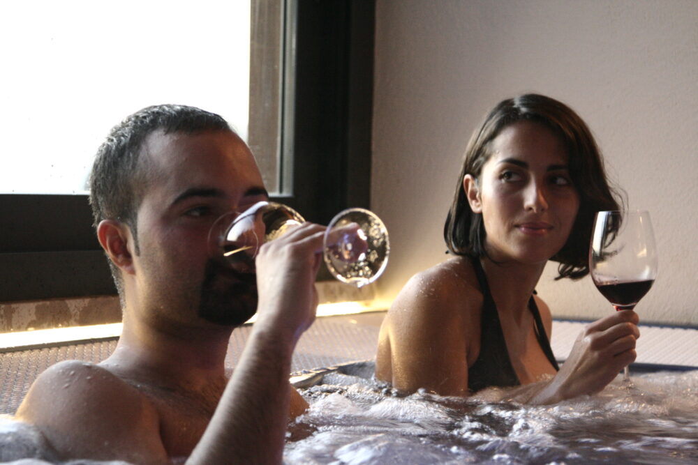 private-spa-zona-benessere-naturale-per-due-alla-Fattoria-del-Colle-in Toscana