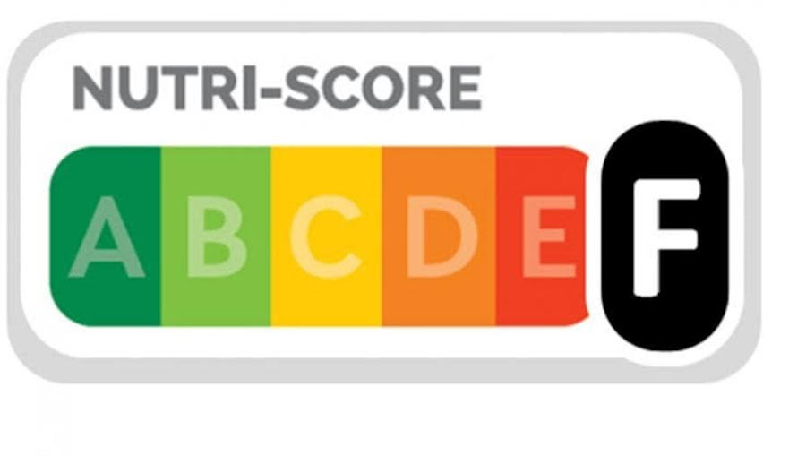 Nutriscore-aggiunto-con-la-lettera-F-in-nero-per-il-vino