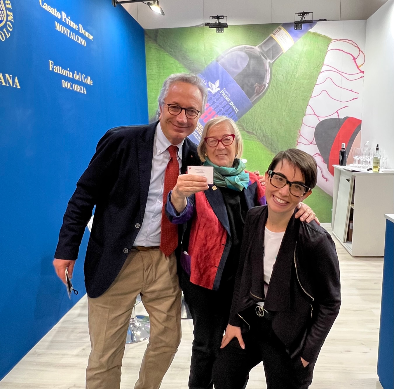 Vinitaly-2022-Luigi-Moio-Donatella-Cinelli-Colombini-e-Violante