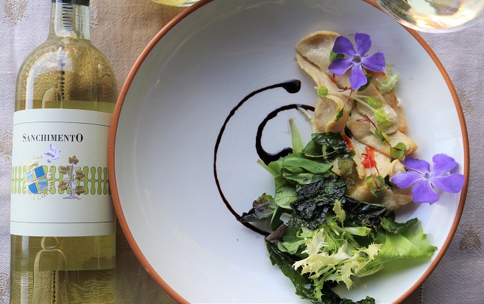 Insalata di pollo e Sanchimento-IGT-Ristorante-Fattoria-del-Colle